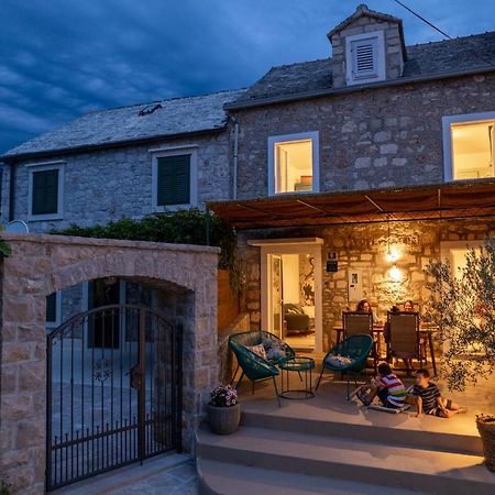 볼 Nona VI - Boutique Stone House 빌라 외부 사진